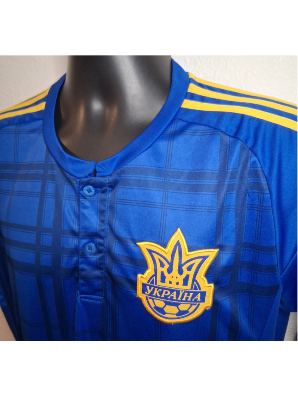 Ukraine National Team Ykpaiha Mens Medium Soccer Football Jersey 2016-7 Away Kit - Picture 2 of 8